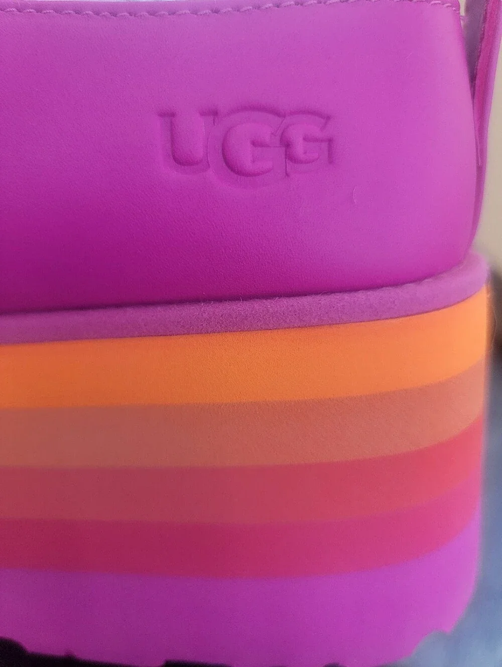 UGG URSeen Unisex Platform in Raspberry Multi Men’s 13 / Women’s 14